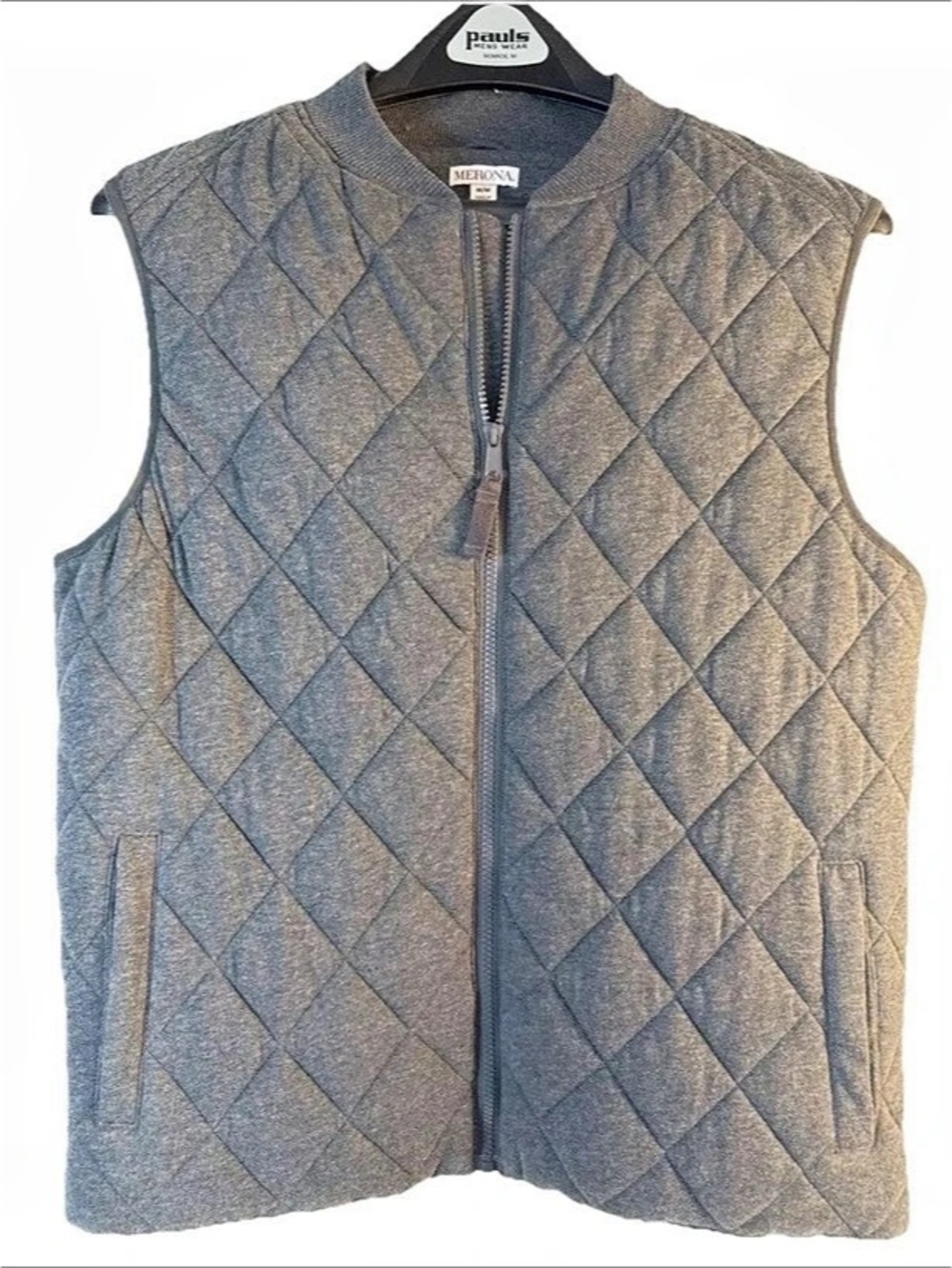 Merona Quilted Vest in Gray Size Medium Casual Full zip Sleeveless Women